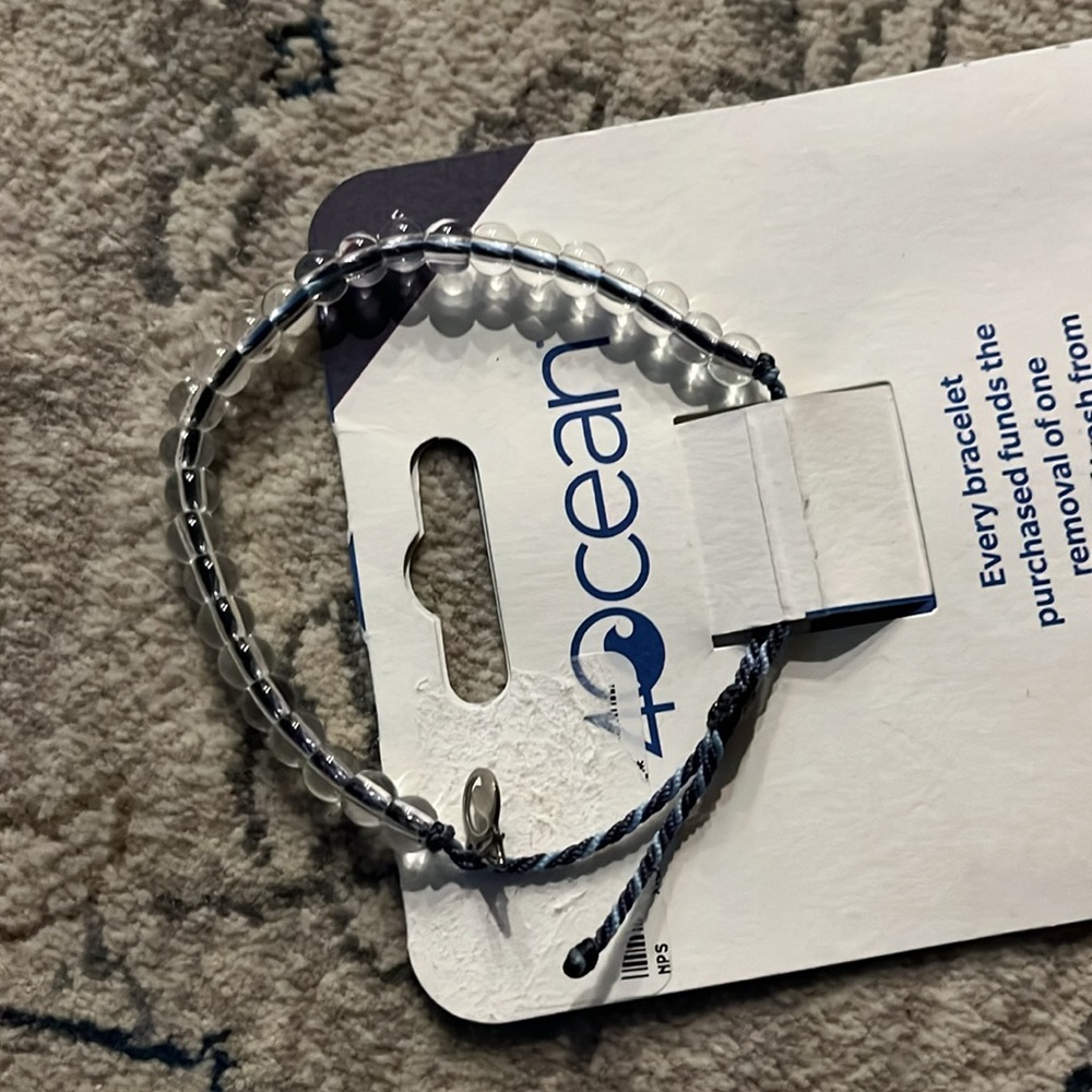 4ocean Beaded Bracelet-Whale - Picture 3 of 3